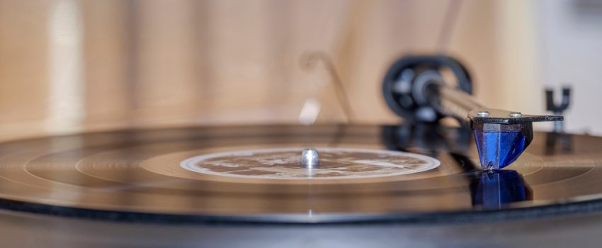 A Detailed Look at the Growth in Popularity of Vinyl in Recent Years